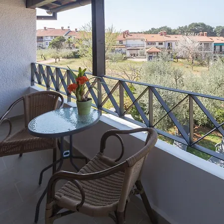Strandnahes, Klimatisiertes Oliva Holiday home Porec