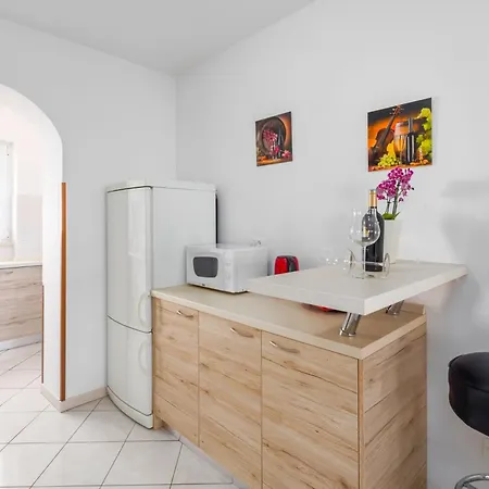 Holiday home Strandnahes, Klimatisiertes Oliva Porec
