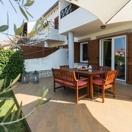 Strandnahes, Klimatisiertes Oliva Holiday home *